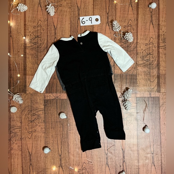 Cute little outfit for Xmas or special occasion - Picture 2 of 2